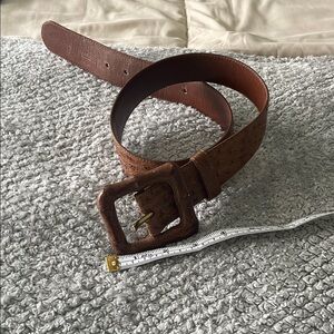 Gucci (Authentic) Textured Brown Leather Belt